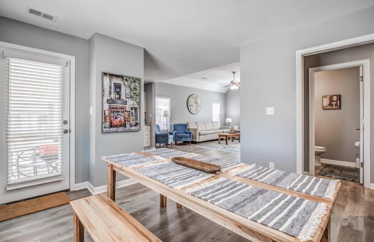 The Crievewood Cove- North Memphis-