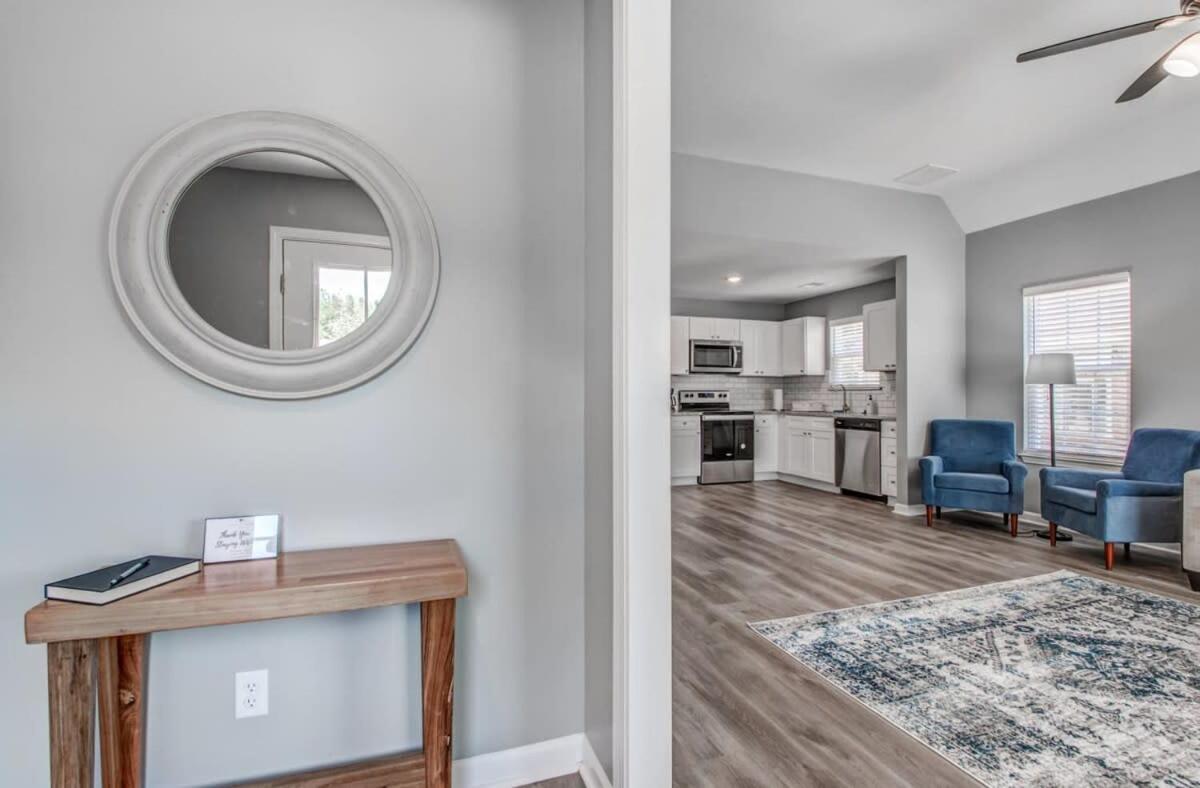 The Crievewood Cove- North Memphis- *