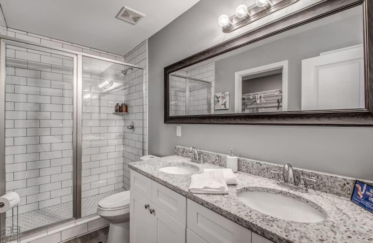 The Crievewood Cove- North Memphis-